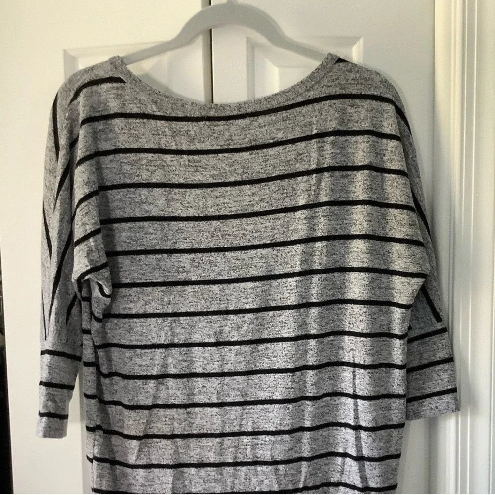 Pomelo‎ Womens Gray Black Striped 3/4 Dolman Sleeve Boat Neck Knit Top Sweater